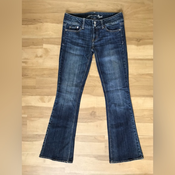 American Eagle Artist Jeans, Size 2 Short - Picture 2 of 8